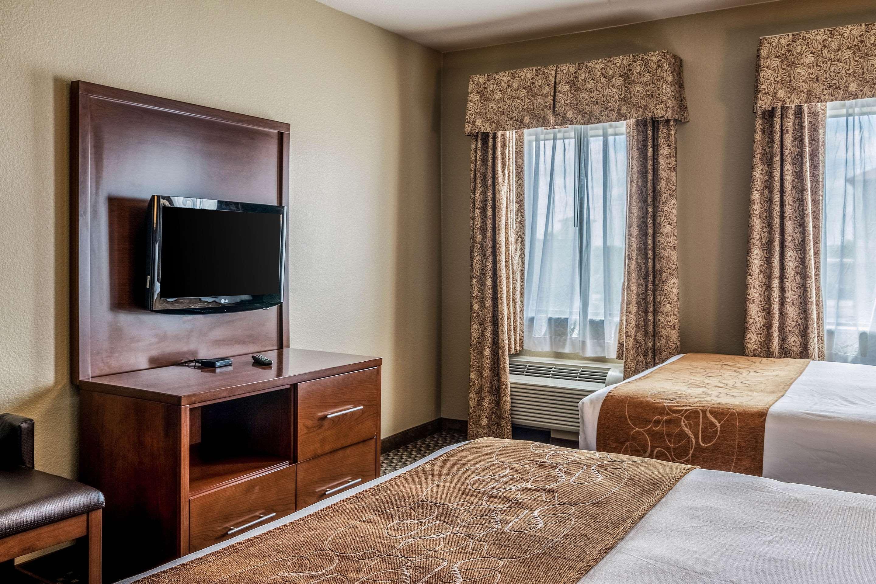 Comfort Suites Near Texas State University San Marcos Exterior photo